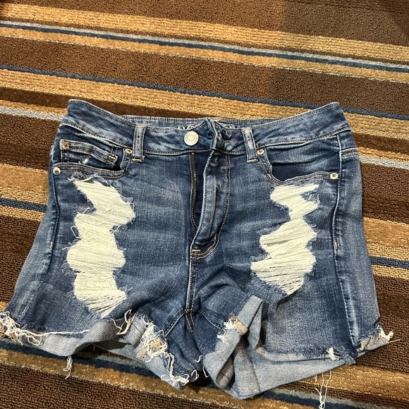American eagle ripped jean shorts - Picture 2 of 4
